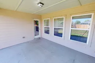 1531 Twin Estates Dr, Kyle, TX 78640 - Photo 31