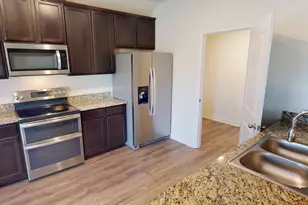 1531 Twin Estates Dr, Kyle, TX 78640 - Photo 3