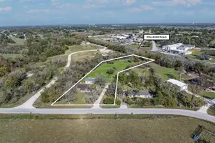 14749 S Dowling Rd, College Station, TX 77845 - Photo 3