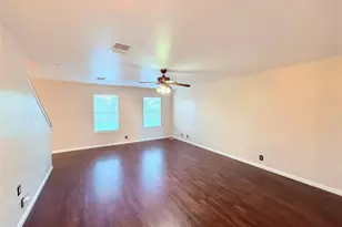 102 Brentwood Dr, Leander, TX 78641 - Photo 3