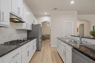 10113 Loxley Ln, Austin, TX 78717 - Photo 3