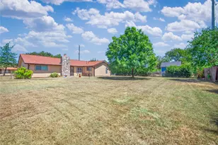 404 E Central Dr, Georgetown, TX 78628 - Photo 27