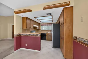 404 E Central Dr, Georgetown, TX 78628 - Photo 9