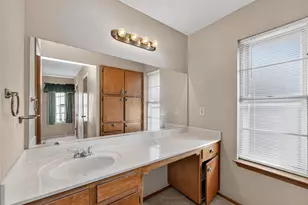 404 E Central Dr, Georgetown, TX 78628 - Photo 15