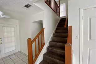 407 E 30th St, Austin, TX 78705 - Photo 11