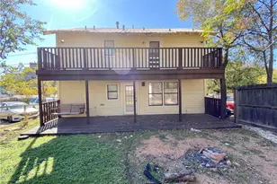 407 E 30th St, Austin, TX 78705 - Photo 1