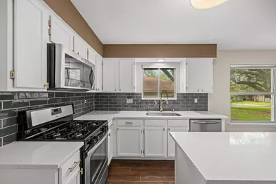 4820 Marblehead Drive, Austin, TX 78727 - Photo 11