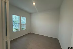 203 Herald Dr, Hutto, TX 78634 - Photo 9