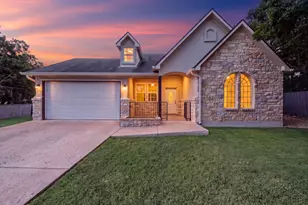 263 Indian Oak Dr, Bastrop, TX 78602 - Photo 1