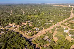 263 Indian Oak Dr, Bastrop, TX 78602 - Photo 39