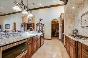 406 Cielo Cir, Marble Falls, TX 78654 - Photo 9
