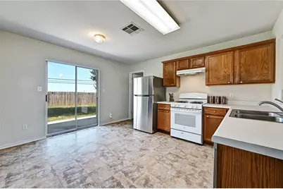 11724 Gemmer Street, Del Valle, TX 78617 - Photo 9