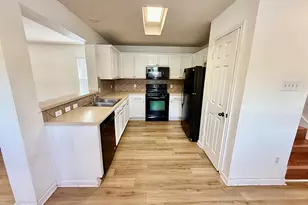 1000 Berry Bend Path, Round Rock, TX 78664 - Photo 3