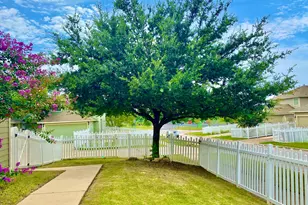 1000 Berry Bend Path, Round Rock, TX 78664 - Photo 17