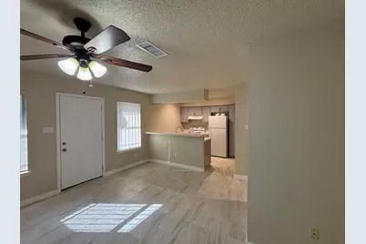 4609 E 12th Street #4, Austin, TX 78721 - Photo 3