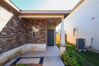 137 Miracle Drive, Jarrell, TX 76537 - Photo 3