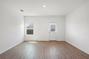 13803 Tordillo Dr, Elgin, TX 78621 - Photo 15