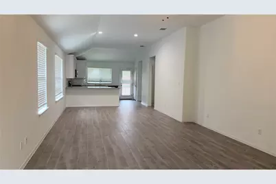 128 Riverhill Drive, Georgetown, TX 78628 - Photo 5