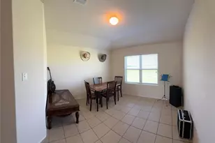 352 Circle Wy, Jarrell, TX 76537 - Photo 17