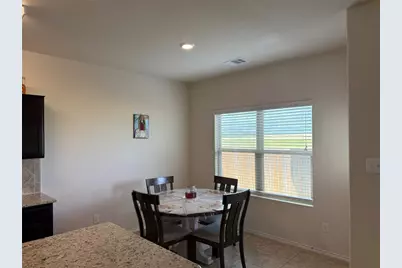 352 Circle Way #37E, Jarrell, TX 76537 - Photo 11