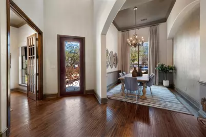 2104 University Club Drive, Austin, TX 78732 - Photo 5