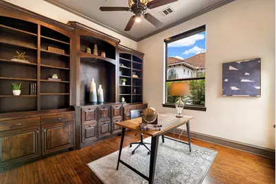 2104 University Club Drive, Austin, TX 78732 - Photo 5