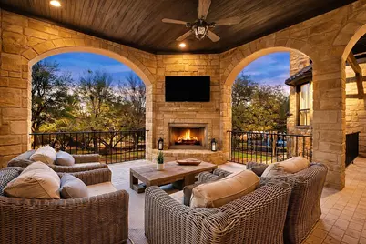 2104 University Club Drive, Austin, TX 78732 - Photo 15