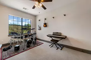 2104 University Club Dr, Austin, TX 78732 - Photo 19