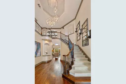 2104 University Club Drive, Austin, TX 78732 - Photo 3