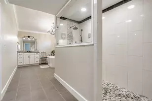13311 Briar Hollow Dr, Austin, TX 78729 - Photo 15