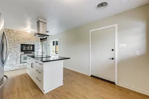 5405 Country Club Dr, Lago Vista, TX 78645 - Photo 19
