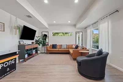 306 Juarez Street, San Marcos, TX 78666 - Photo 7