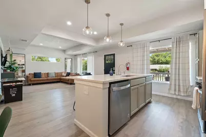 306 Juarez Street, San Marcos, TX 78666 - Photo 15