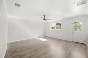 805 Haysel St, Bastrop, TX 78602 - Photo 21
