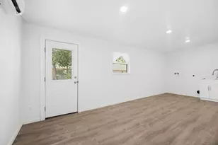 805 Haysel St, Bastrop, TX 78602 - Photo 17