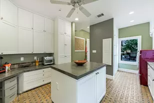 206 Las Lomas Dr, West Lake Hills, TX 78746 - Photo 13