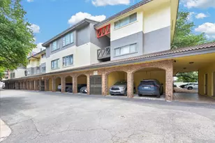 806 W 24th St, Austin, TX 78705 - Photo 1