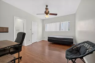 806 W 24th St, Austin, TX 78705 - Photo 17