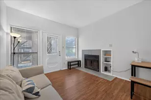 806 W 24th St, Austin, TX 78705 - Photo 7