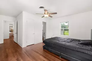 102 Elmo St, Florence, TX 76527 - Photo 13
