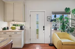 2205 S L Davis Ave, Austin, TX 78702 - Photo 5