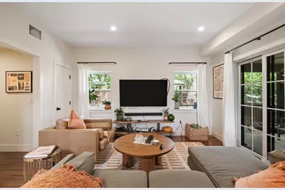 2205 Sl Davis Avenue #2, Austin, TX 78702 - Photo 9