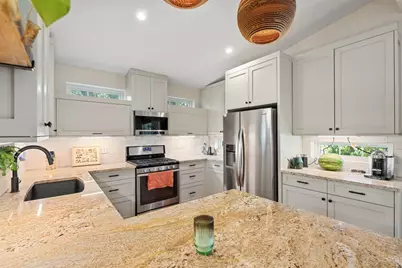 2205 Sl Davis Avenue #2, Austin, TX 78702 - Photo 13