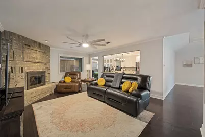 1933 Squire Circle Circle, New Braunfels, TX 78130 - Photo 7
