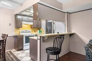 7108 Meadowood Dr, Austin, TX 78723 - Photo 11