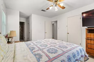 7108 Meadowood Dr, Austin, TX 78723 - Photo 17