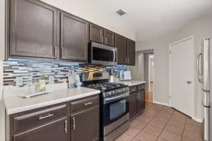604 Post Oak Cir, Cedar Park, TX 78613 - Photo 17