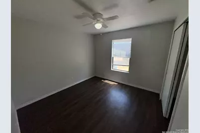 830 W Hutchins Place #3, San Antonio, TX 78221 - Photo 11