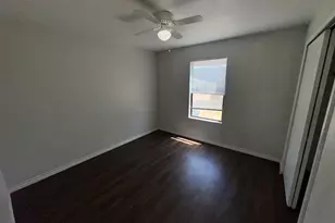830 W Hutchins Pl, San Antonio, TX 78221 - Photo 11