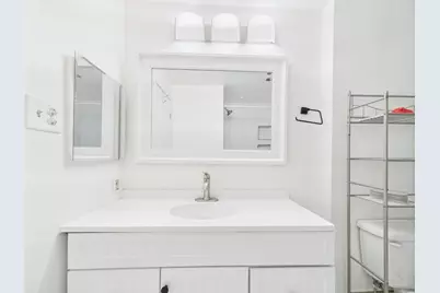 806 W 24th Street #114, Austin, TX 78705 - Photo 11